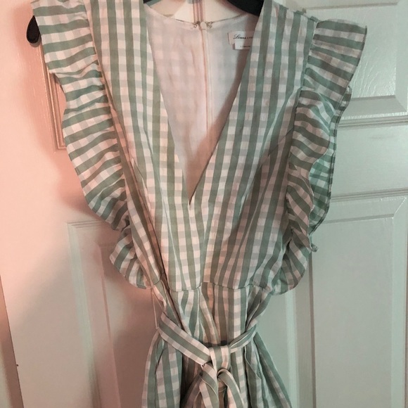 Lovers + Friends Jill Romper Sage Green - Picture 4 of 9